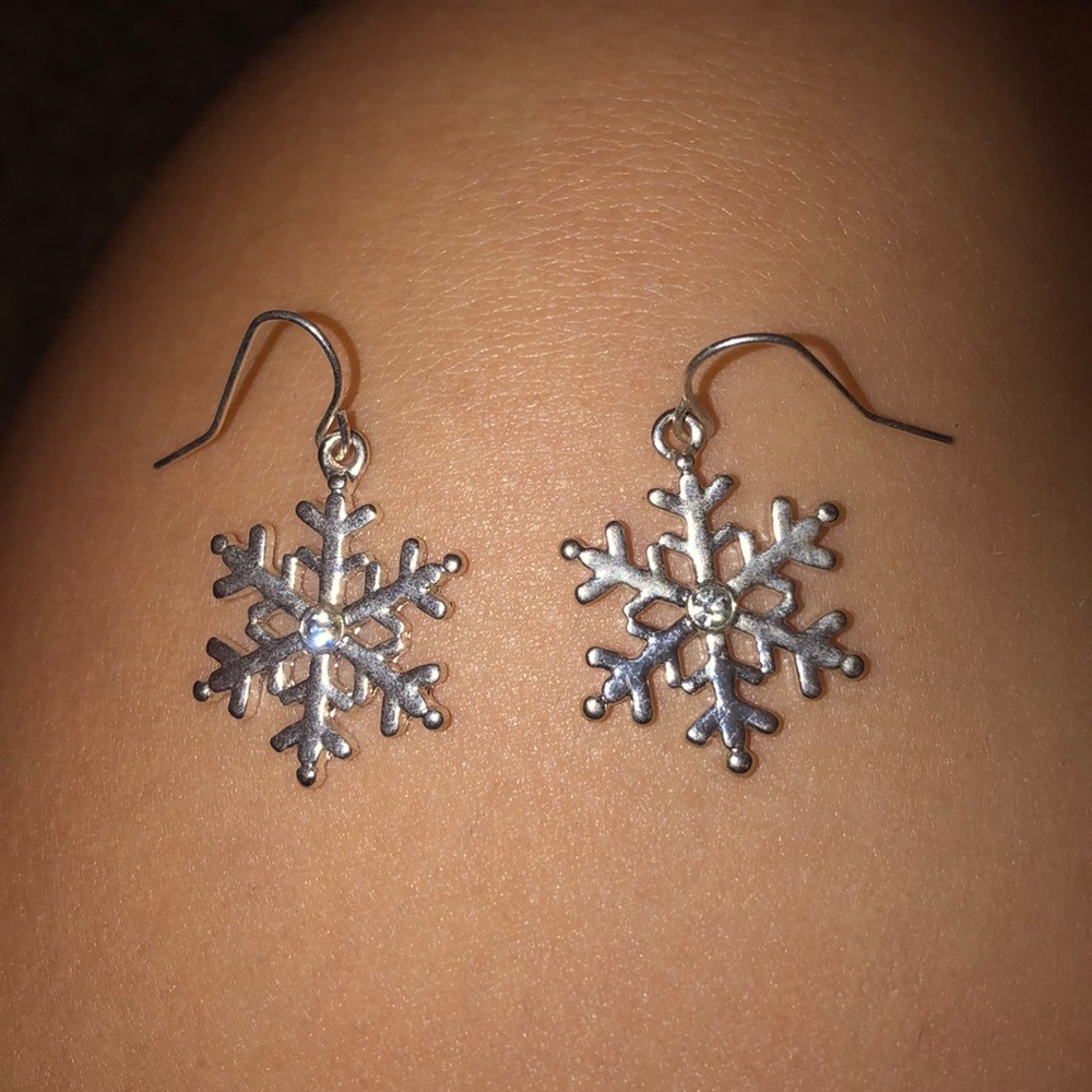 STERLING SILVER snowflake dangly earrings